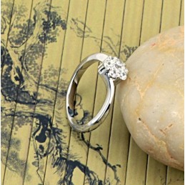 Qualität Und Quantität Gesichert Weibliche Platin Plating Titan Ring Mit Strass
