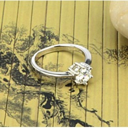 Qualität Und Quantität Gesichert Weibliche Platin Plating Titan Ring Mit Strass