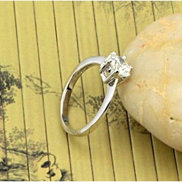 Qualität Und Quantität Gesichert Weibliche Platin Plating Titan Ring Mit Strass