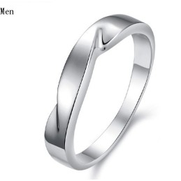 Qualität Und Quantität Garantiert: Prägnanter Platin-Titanring Für Liebhaber