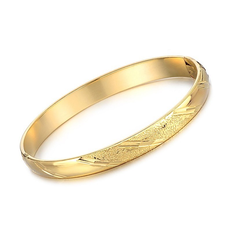Qualität Und Quantität Garantiert: Damen-Peeling-Armreif Mit 18 Karat Goldbeschichtung Qualität Und Quantität Garantiert: Damen-Peeling-Armreif Mit 18 Karat Goldbeschichtung