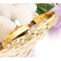 Hochwertiger, Eleganter Armreif Für Damen, 18 Karat Vergoldet