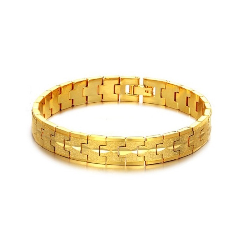 Hochwertiges Damenarmband Mit 18 Karat Goldbeschichtung Hochwertiges Damenarmband Mit 18 Karat Goldbeschichtung