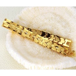 Hochwertiges Damenarmband Mit 18 Karat Goldbeschichtung