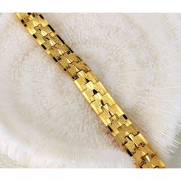 Hochwertiges Damenarmband Mit 18 Karat Goldbeschichtung