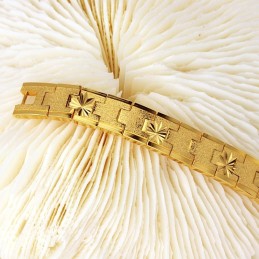Bekannt Für Sein Hochwertiges, 18 Karat Vergoldetes Damenarmband