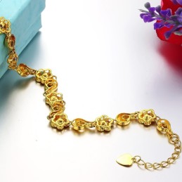 Zuverlässiges, Hochwertiges, Weibliches Armband In Blumenform, 18 Karat Vergoldet