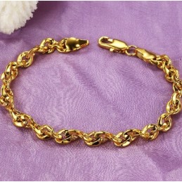 Langlebiges Damenarmband Mit 18 Karat Vergoldung