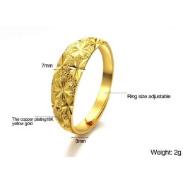 Hochwertiger, Klassischer Damenring Mit 18 Karat Goldbeschichtung