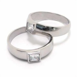 6 Mm Court-Band-Ring Aus Titan Mit Diamanteneinlage