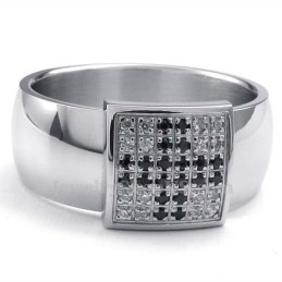 Titanring Mit Weißem Zirkon