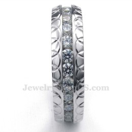 Runder Titanring Mit Weißem Zirkon