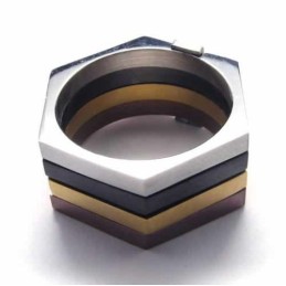 Sechseckiger Farbiger 11-Mm-Titanring