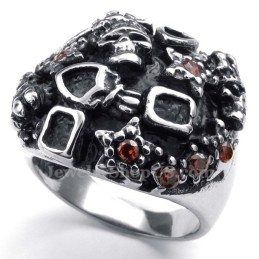Titan-Totenkopfring Mit Rotem Zirkon