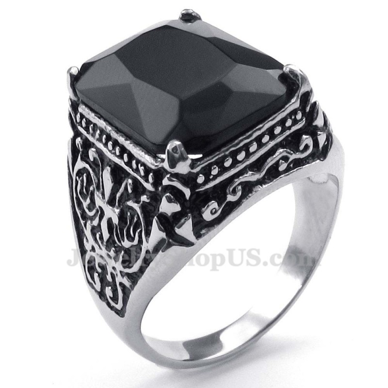 Titanring Mit Schwarzem Zirkon Titanring Mit Schwarzem Zirkon