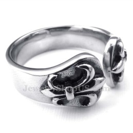 Titanring Mit Kreuzblumenöffnung