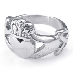 Titanring Mit Herzanhänger Und Umarmungen