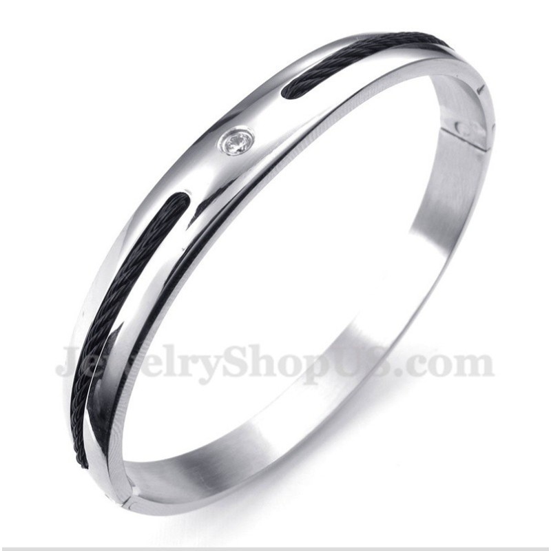 Herrenarmband Aus Titan Mit Schwarzem Kabel Und Diamanten Herrenarmband Aus Titan Mit Schwarzem Kabel Und Diamanten