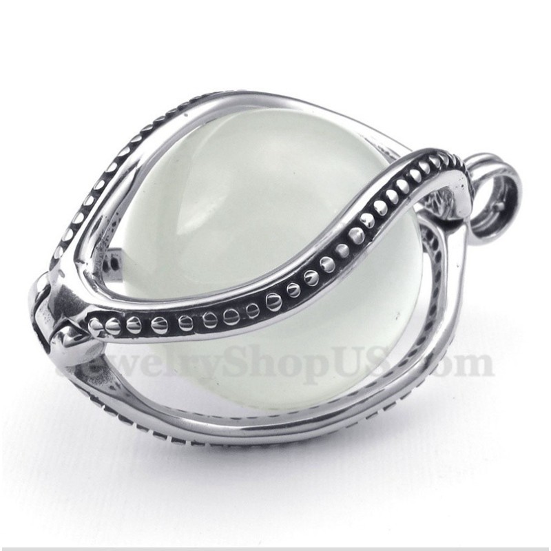 Herren-Anhänger Aus Titan Mit Weißem Opal Und Kostenloser Kette Herren-Anhänger Aus Titan Mit Weißem Opal Und Kostenloser Kette