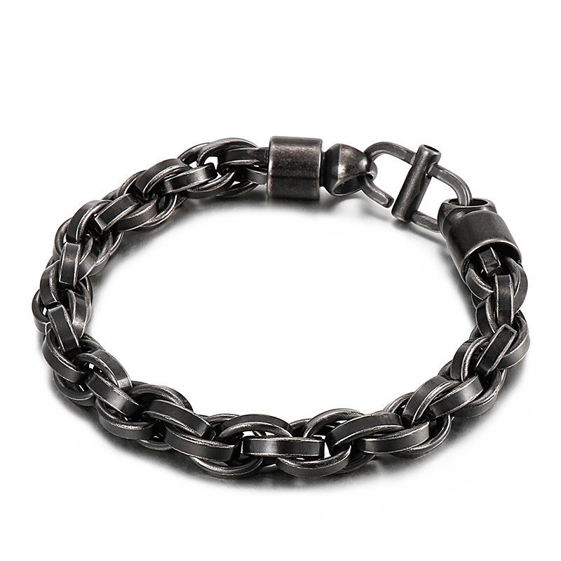Ovale Twist-Halskette Für Herren Mit Sunburst-Verschluss Aus Titan Ovale Twist-Halskette Für Herren Mit Sunburst-Verschluss Aus Titan