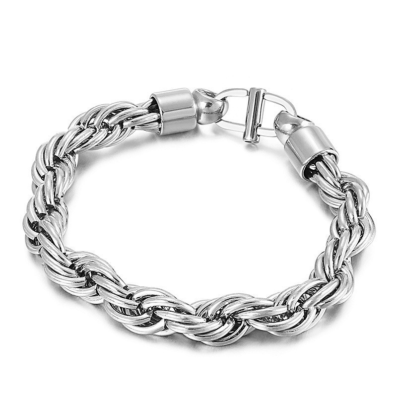 Ovale Twist-Halskette Für Herren Mit Sunburst-Verschluss Aus Titan Ovale Twist-Halskette Für Herren Mit Sunburst-Verschluss Aus Titan