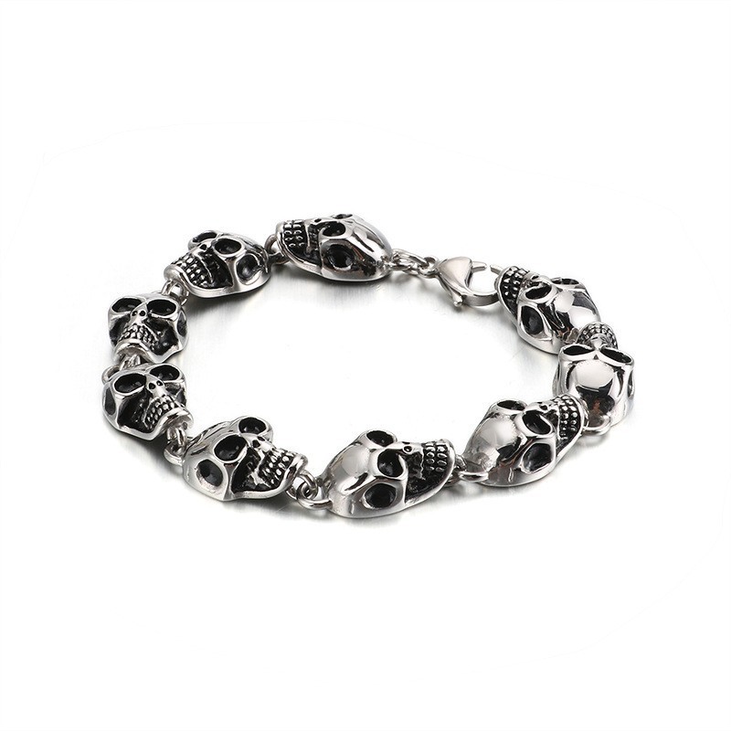 Übertrieben Cooles Totenkopf-Titanarmband Für Männer Übertrieben Cooles Totenkopf-Titanarmband Für Männer