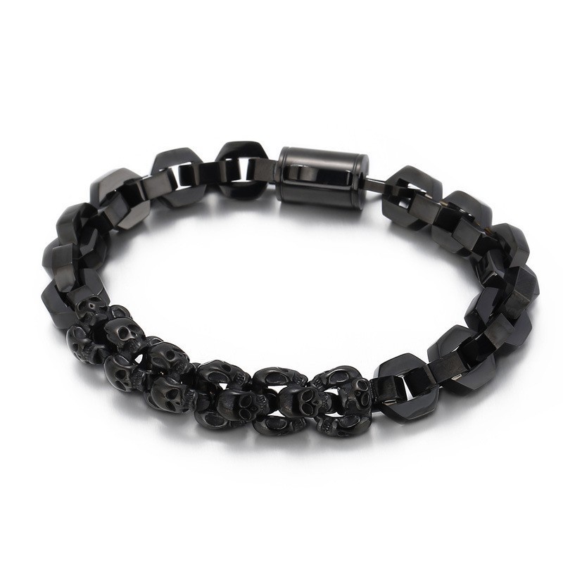 Gespleißtes Totenkopf-Polygon-Armband Aus Plattiertem Titan Für Männer Gespleißtes Totenkopf-Polygon-Armband Aus Plattiertem Titan Für Männer