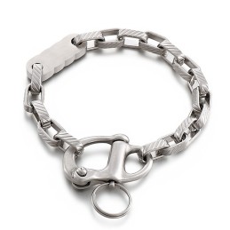 Retro Schwarz Quadrat Gestreiften Schlüsselanhänger Herren Titan Armband