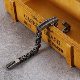 Titanarmband Mit Gebogenem Kreuz Auf Der Rückseite Für Männer