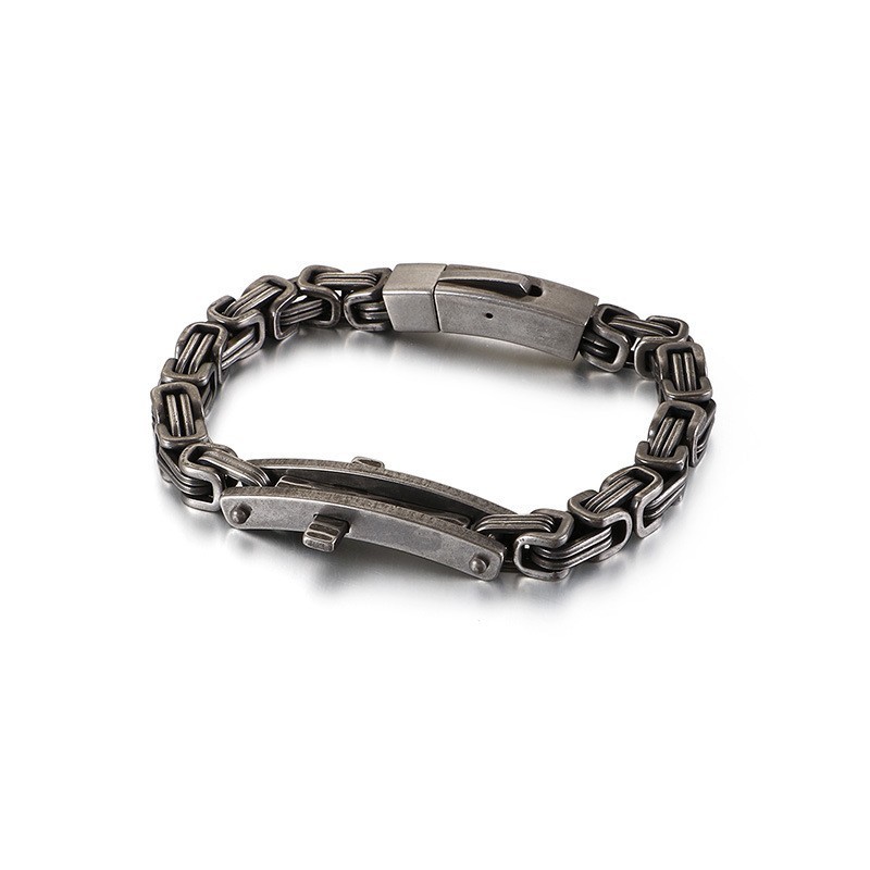 Titanarmband Mit Gebogenem Kreuz Auf Der Rückseite Für Männer Titanarmband Mit Gebogenem Kreuz Auf Der Rückseite Für Männer