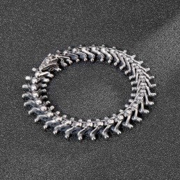 Übertriebenes Kleines Totenkopf-Herrenarmband Aus Titan