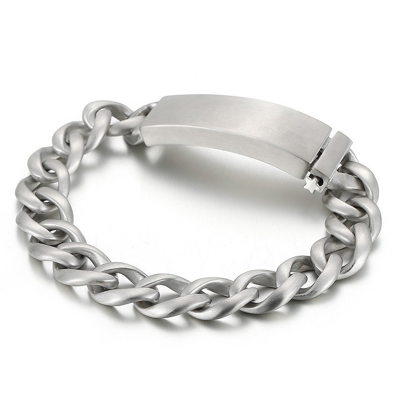 Street Cool Herren-Titanarmband Mit Sand-Finish Street Cool Herren-Titanarmband Mit Sand-Finish