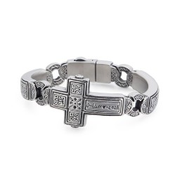 Schickes Herrenarmband Aus Titan Mit Gebogenem Kreuz