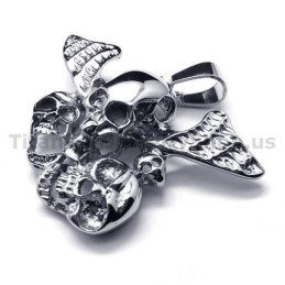 Anhänger Aus Reinem Titan Mit Drei Totenkopf-Design Und Flügeln – Inklusive Kette