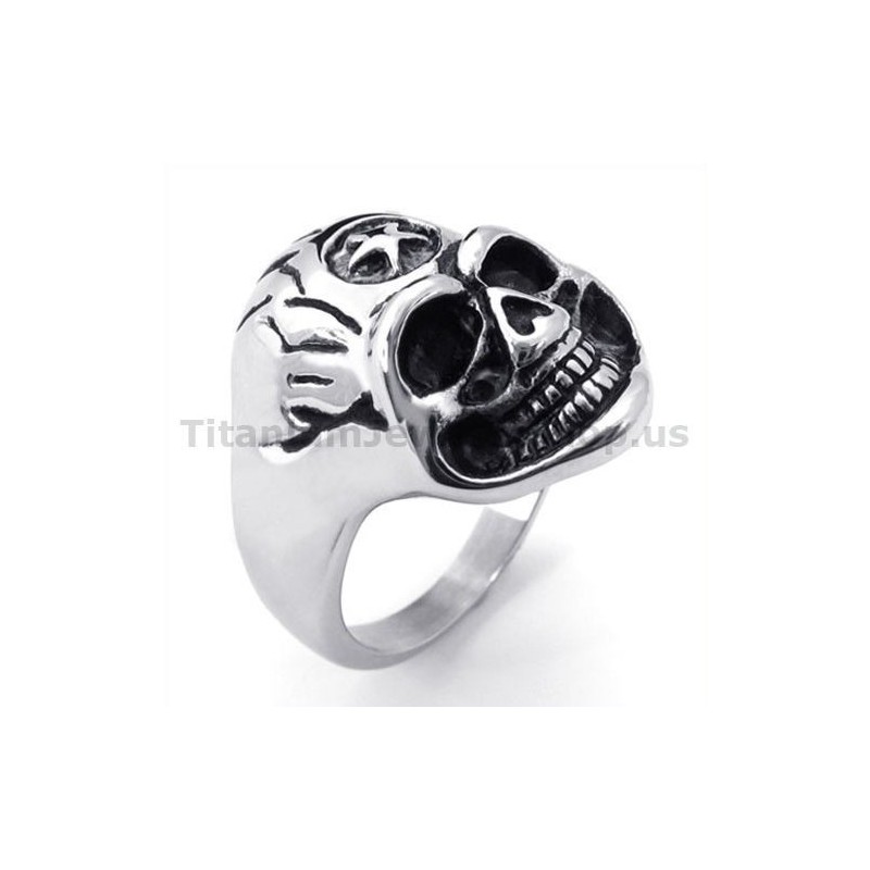 Totenkopfring Aus Titan Totenkopfring Aus Titan