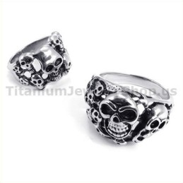 Titanring Mit Totenkopf
