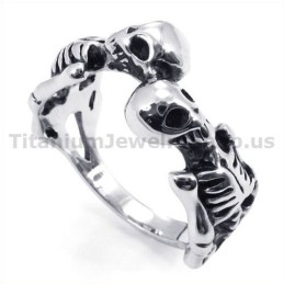 Titanring Mit Totenkopf