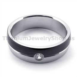 Schwarzer Titanring Mit Diamant