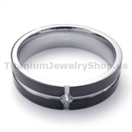 Schwarzer Titanring Mit Diamant
