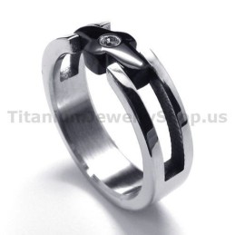 Kreuz-Titanring Mit Diamant