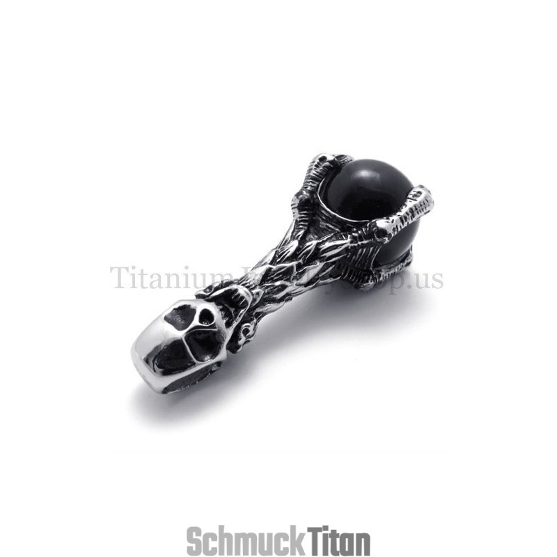 Totenkopf Mit Schwarzem Edelstein, Anhänger Aus Reinem Titan
