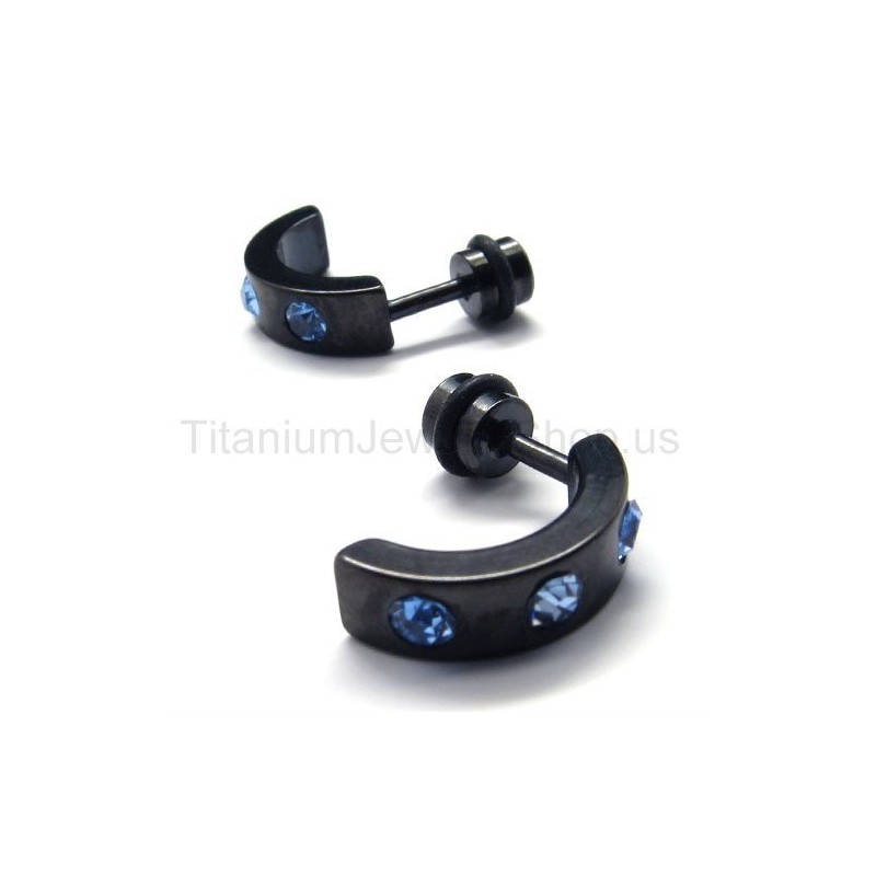 Schwarze Titan-Ohrringe Mit Blauen Diamanten Schwarze Titan-Ohrringe Mit Blauen Diamanten