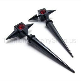 Schwarze Titan-Ohrringe Mit Roten Diamanten