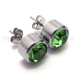 Silberne Tank-Titan-Ohrringe Mit Grünen Diamanten