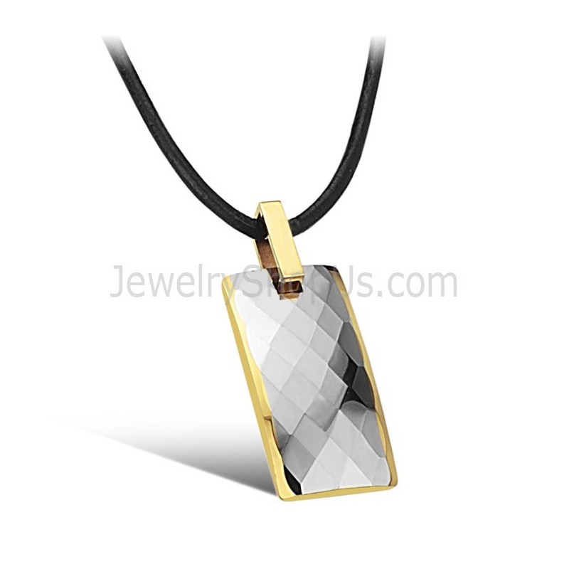 Wolfram-Anhänger Mit Kompliziertem, Facettenreichem Design Und 18 Karat Goldbeschichtung C632 Wolfram-Anhänger Mit Kompliziertem, Facettenreichem Design Und 18 Karat Goldbeschichtung C632
