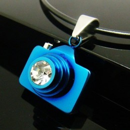 Herren-Halskette Aus Reinem Titan Mit Blauer Kamera Und Kette