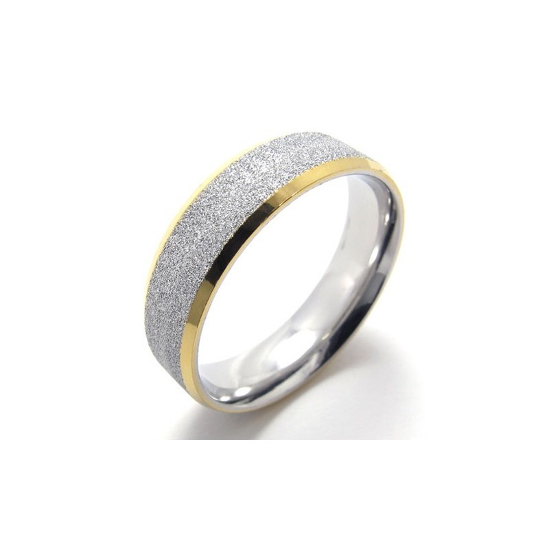 Titanring Mit Goldenem Akzent Und Perlen Titanring Mit Goldenem Akzent Und Perlen
