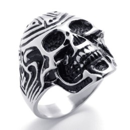 Titanring Mit Totenkopf