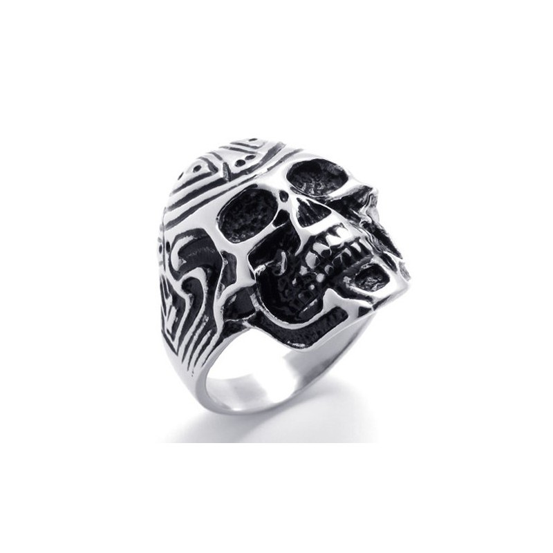 Titanring Mit Totenkopf Titanring Mit Totenkopf