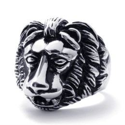 Titanring Mit Löwenkopf